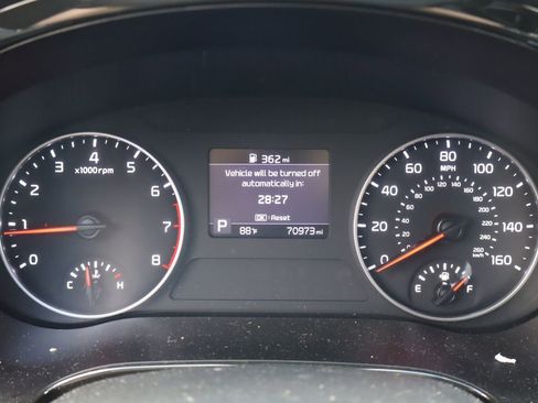 Used 2022 Kia Seltos S FWD image 8