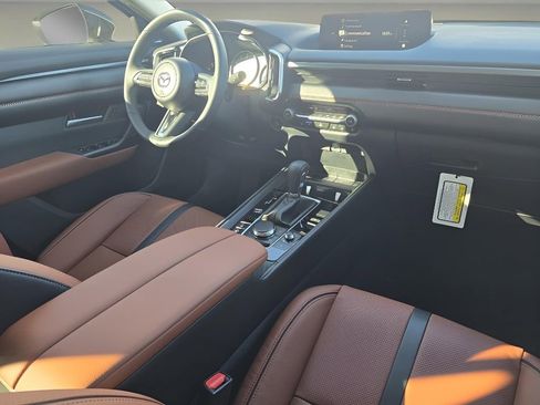 New 2026 MAZDA CX-50 AWD 2.5 S w/ Cargo Package image 25