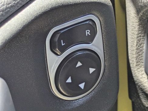Used 2024 Jeep Gladiator Sport AWD/4WD image 24