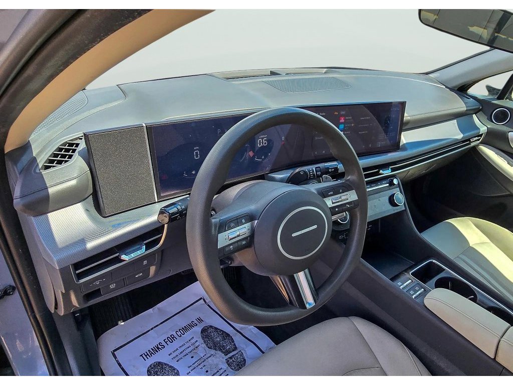 Used 2025 Hyundai Sonata SEL FWD image 7