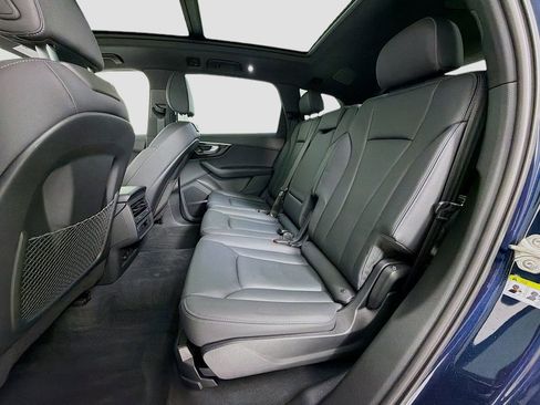 Used 2025 Audi Q7 2.0T Premium w/ Convenience Plus Package AWD/4WD image 27