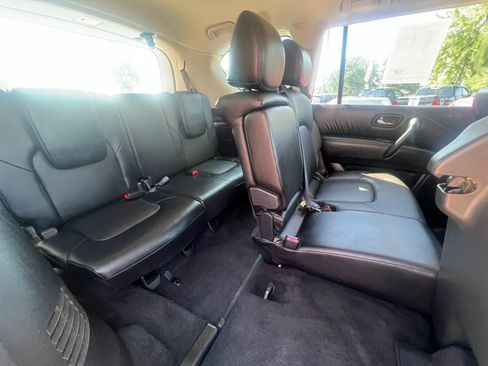 Used 2021 Nissan Armada SV AWD/4WD image 16