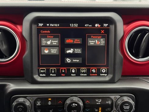 Used 2021 Jeep Wrangler Unlimited Rubicon w/ Uconnect 4C Nav & Sound Group image 28