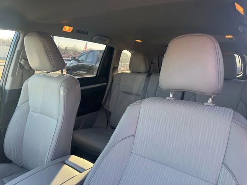 Used 2019 Toyota Highlander Plus image 15