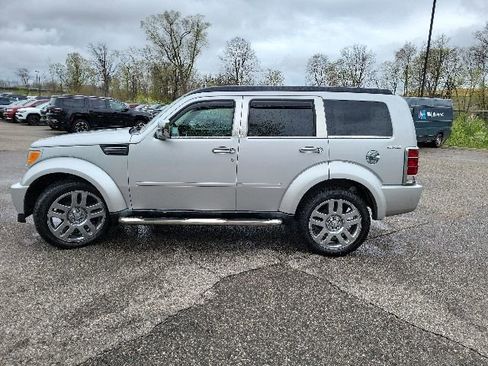 Used 2010 Dodge Nitro Heat AWD/4WD image 6