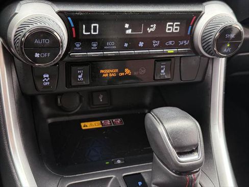 Certified 2022 Toyota RAV4 XSE AWD/4WD image 24