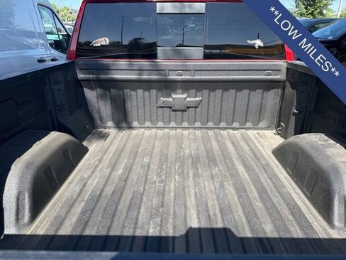 Used 2026 Chevrolet Silverado 1500 LT Trail Boss w/ LT Trail Boss Premium Package AWD/4WD image 7
