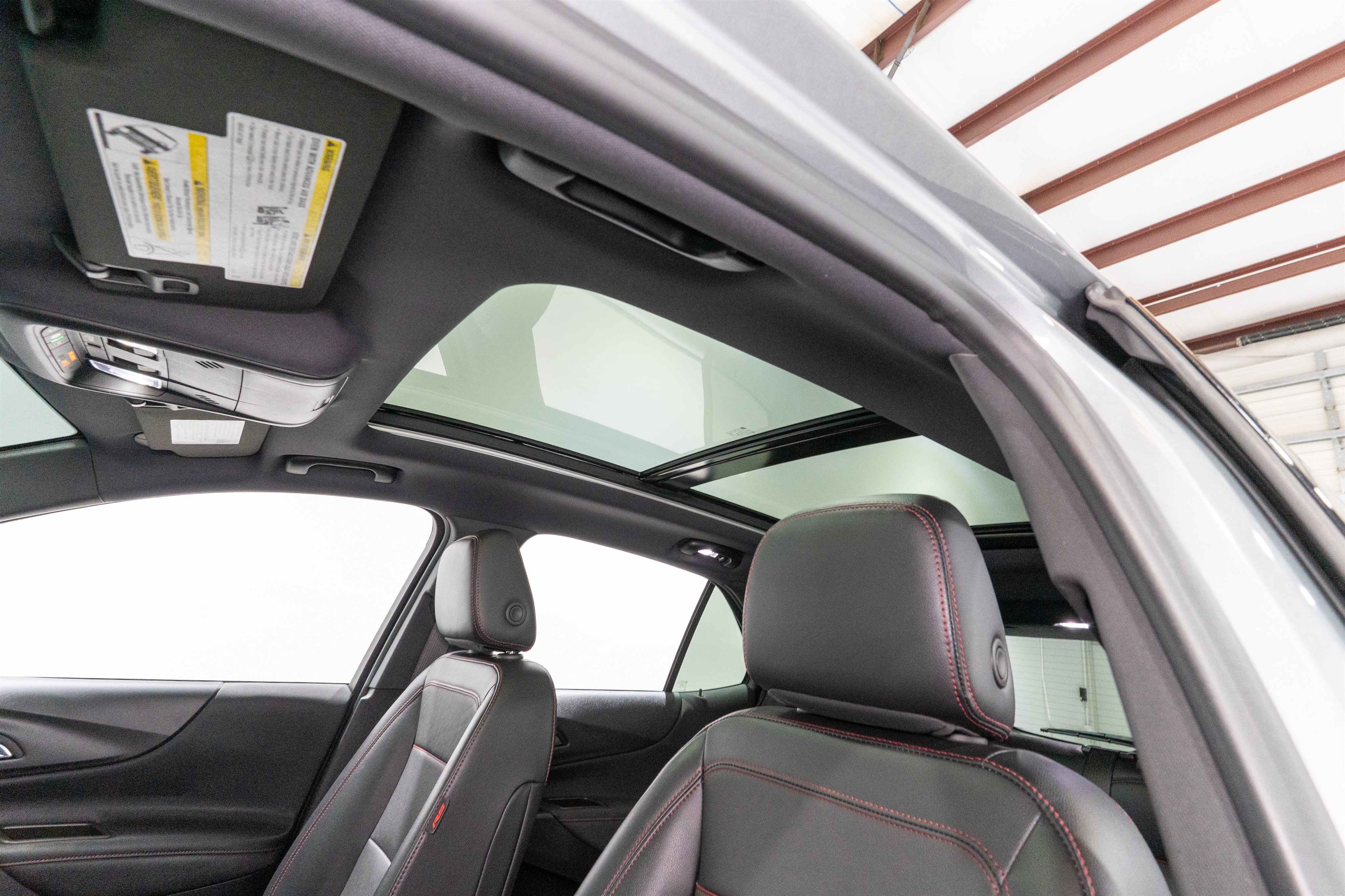 Used 2024 Chevrolet Equinox RS w/ RS Leather Package FWD image 17