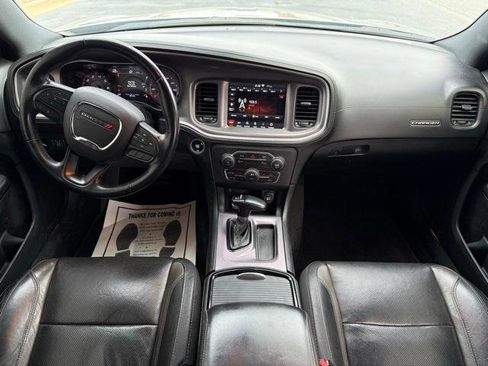 Used 2020 Dodge Charger SXT w/ Plus Group image 32