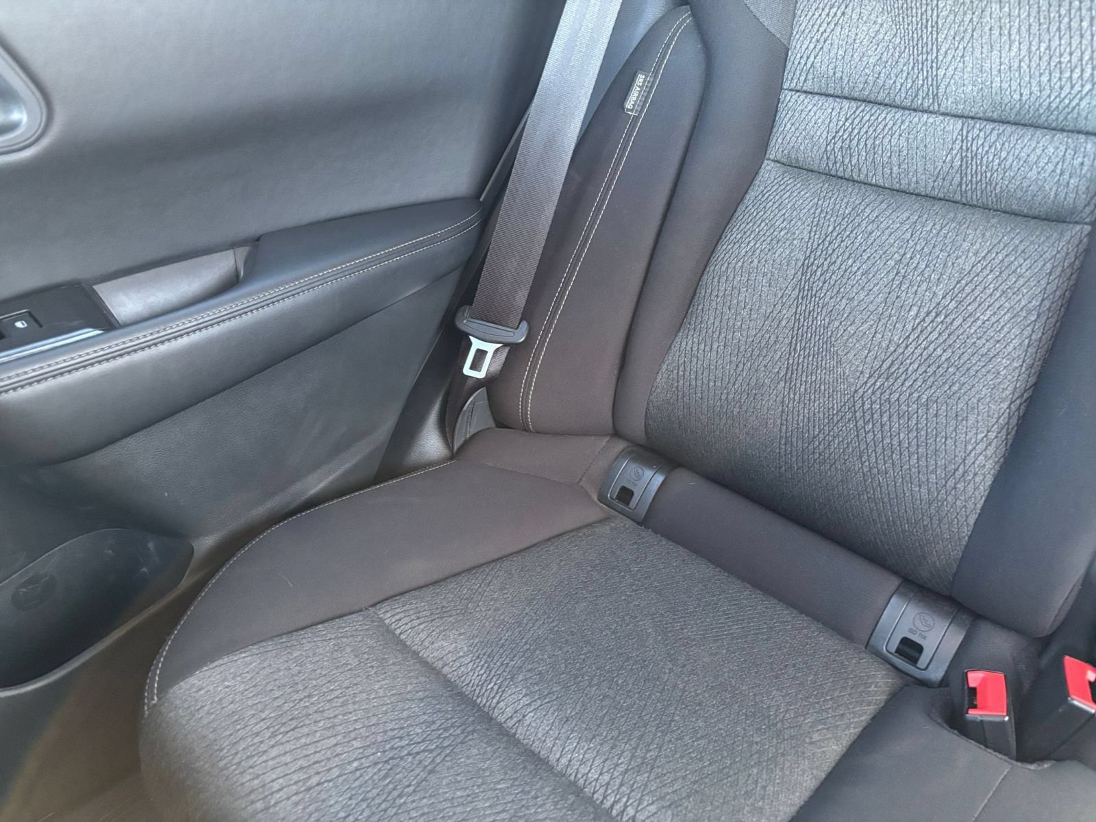 Used 2025 Nissan Rogue SV FWD image 40
