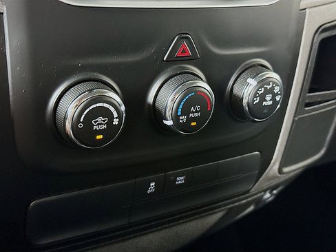 Used 2019 RAM 1500 Express w/ Express Value Package AWD/4WD image 16