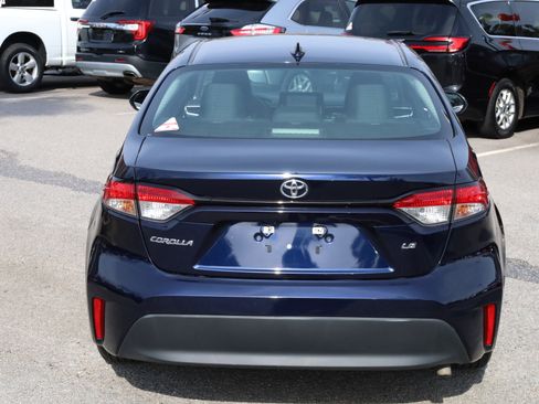 Used 2024 Toyota Corolla LE image 4