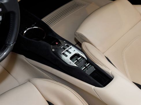 Used 2023 Ferrari 296 GTS RWD image 26