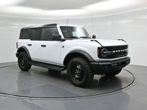 New 2026 Ford Bronco Outer Banks image 25