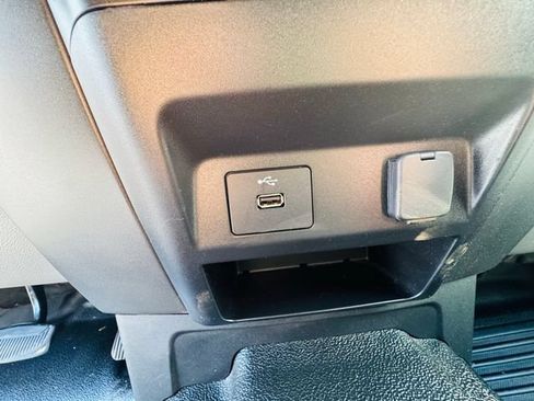 Used 2020 Ford F250 XL w/ Power Equipment Group RWD image 18