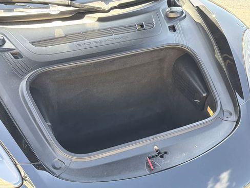 Used 2019 Porsche 718 Boxster image 28