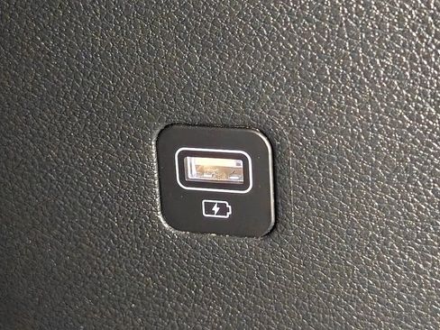 Used 2022 Kia Telluride EX w/ EX Premium Package AWD/4WD image 38