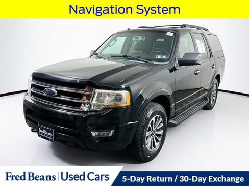 Used 2016 Ford Expedition XLT w/ Equipment Group 202A AWD/4WD image 4