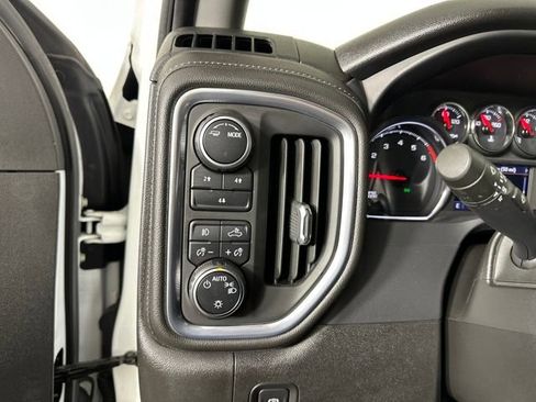 Used 2022 Chevrolet Silverado 3500 LT w/ Convenience Package image 24