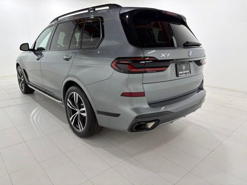 Certified 2024 BMW X7 xDrive40i w/ M Sport Package AWD/4WD image 3