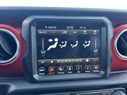Used 2020 Jeep Wrangler Rubicon w/ LED Lighting Group AWD/4WD image 27