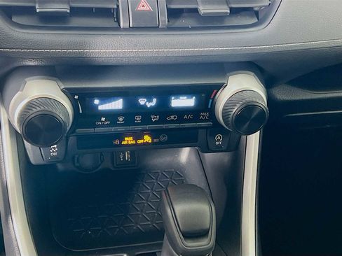 Used 2024 Toyota RAV4 LE image 16