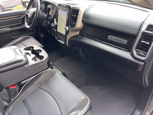 Used 2024 RAM 2500 Laramie AWD/4WD image 25