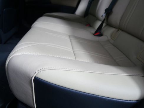 Used 2021 Lexus ES 350 Luxury image 16