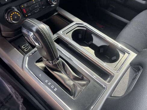 Used 2018 Ford F150 XLT w/ Equipment Group 302A Luxury image 26