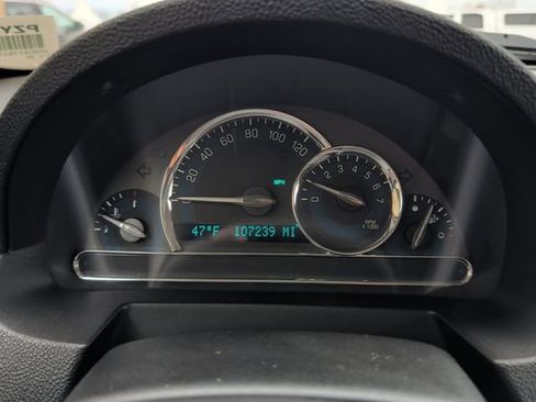 Used 2009 Chevrolet HHR LS FWD image 17