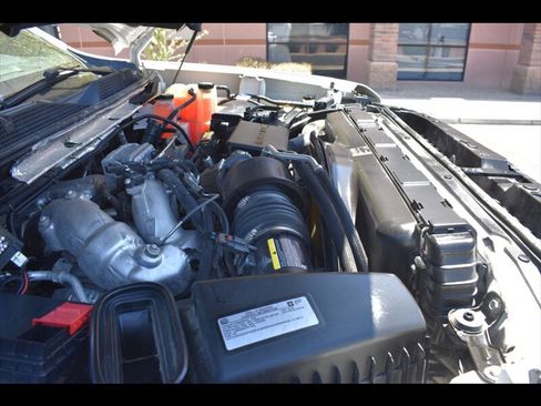 Used 2020 Chevrolet Silverado 2500 LT w/ Z71 Off-Road Package AWD/4WD image 42