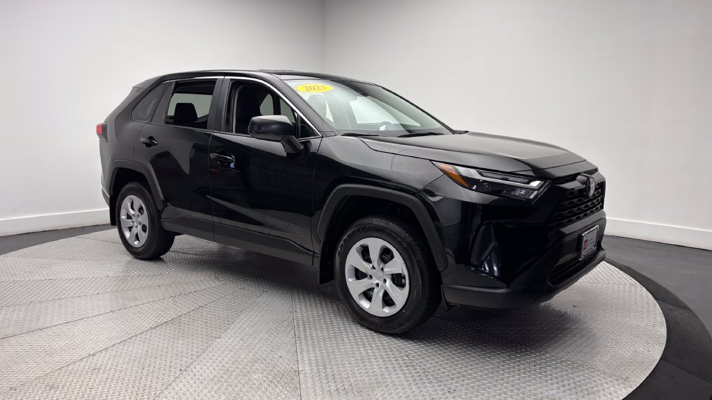 Certified 2025 Toyota RAV4 LE FWD image 37