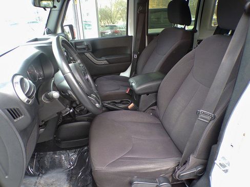 Used 2014 Jeep Wrangler Unlimited Sport w/ Connectivity Group image 10