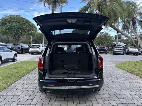 Used 2023 GMC Acadia Denali w/ Black Diamond Edition FWD image 28