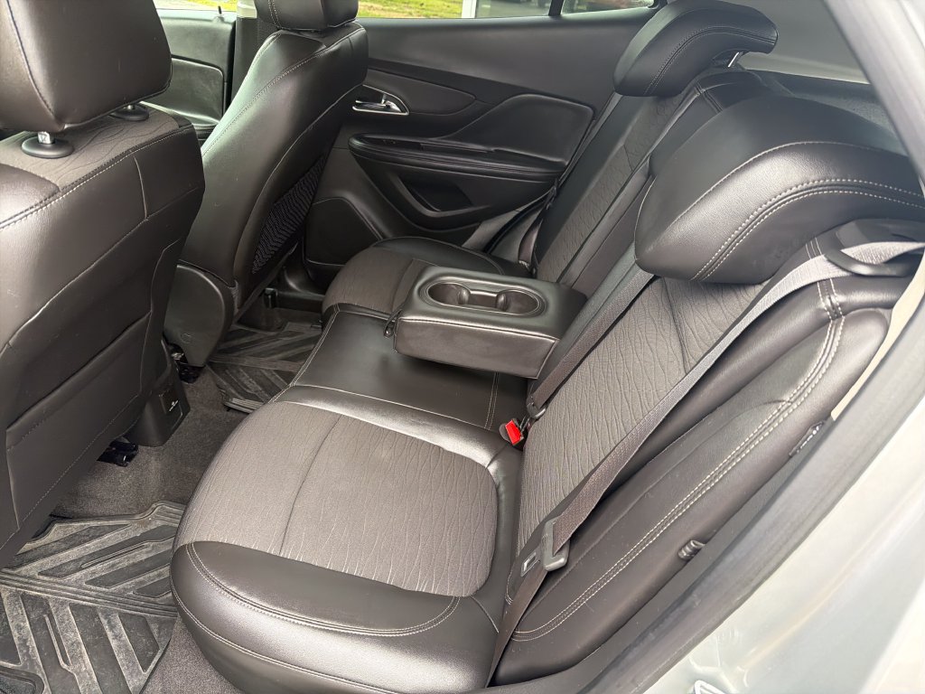 Used 2016 Buick Encore Convenience FWD image 26