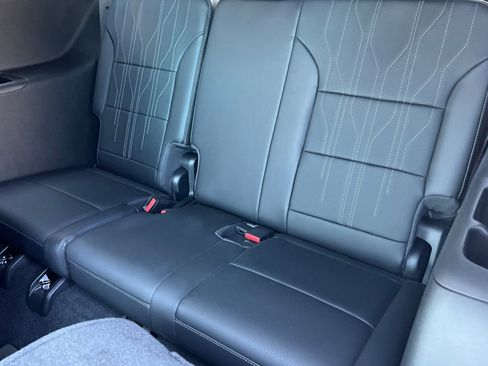 New 2026 Buick Enclave Avenir w/ Super Cruise Package image 14