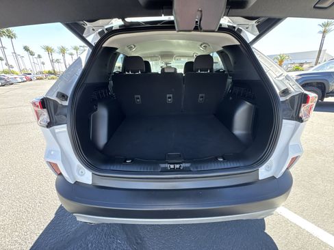 Used 2021 Ford Escape SE w/ Convenience Package FWD image 26