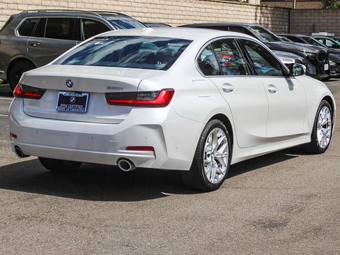 Certified 2025 BMW 330i Sedan image 6