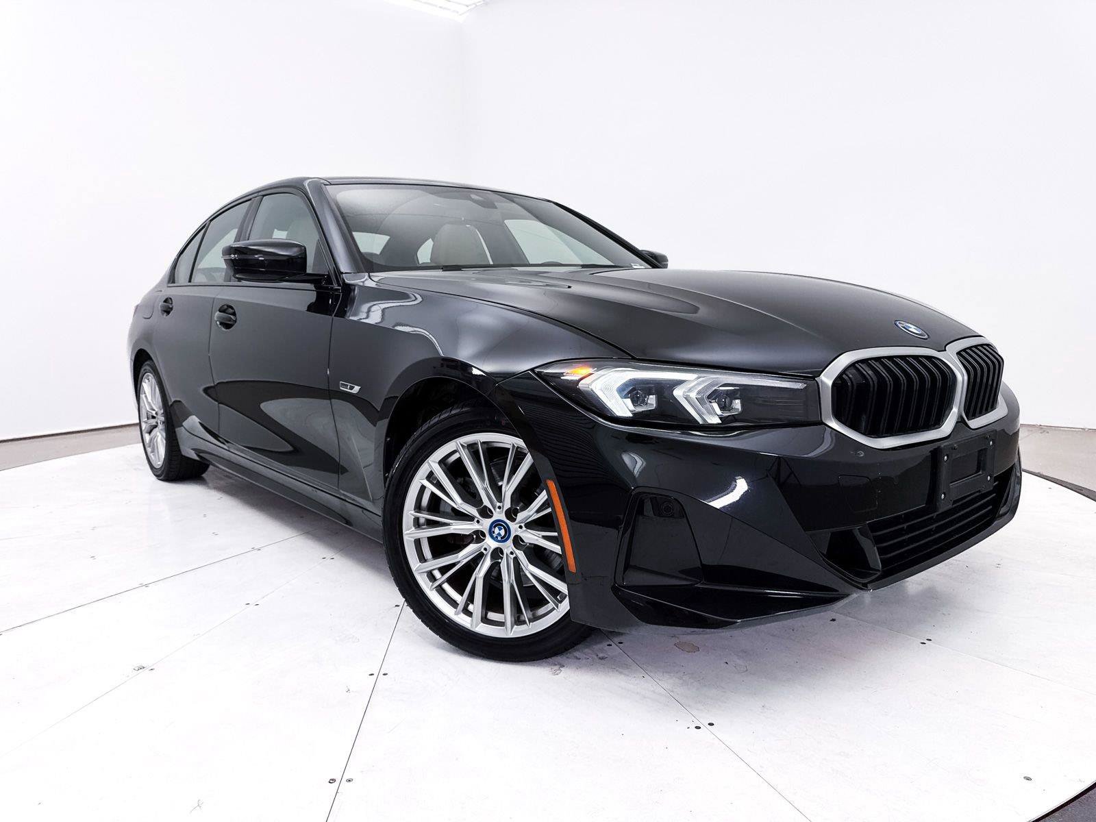 Used 2023 BMW 330e RWD image 1