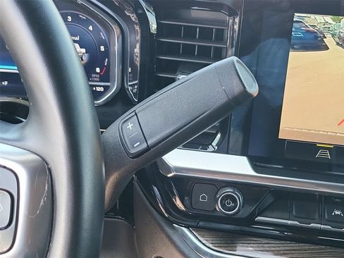 Used 2023 Chevrolet Silverado 1500 LT w/ All Star Edition Plus RWD image 8