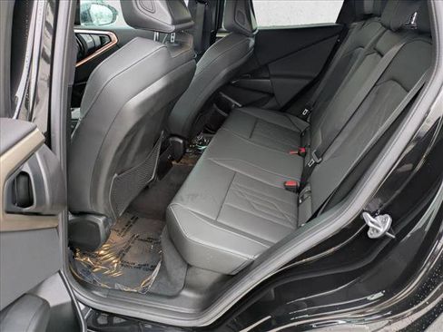 Certified 2025 BMW X3 xDrive30i image 17