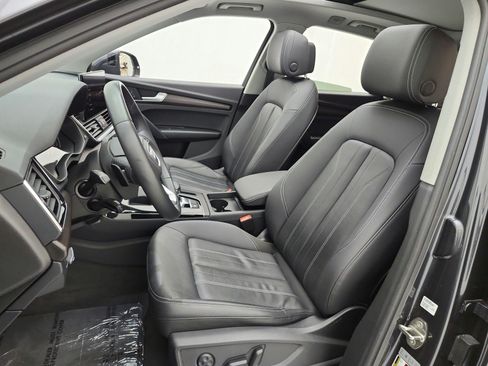Used 2023 Audi Q5 2.0T Premium w/ Convenience Package AWD/4WD image 15