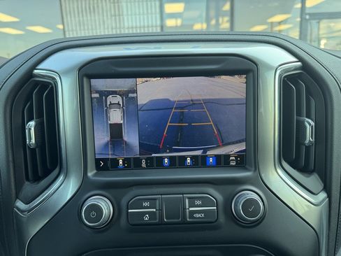 Used 2023 Chevrolet Silverado 2500 LTZ w/ LTZ Plus Package image 9