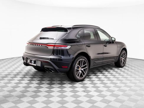 Certified 2026 Porsche Macan AWD/4WD image 8