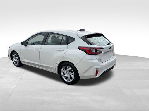 Used 2024 Subaru Impreza 2.0i AWD/4WD image 3