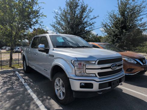 Used 2019 Ford F150 Platinum w/ Equipment Group 701A Luxury AWD/4WD image 2