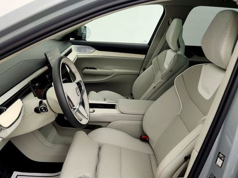 Used 2025 Volvo EX90 Ultra AWD/4WD image 19