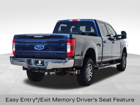 Used 2018 Ford F250 Lariat w/ Lariat Value Package AWD/4WD image 9