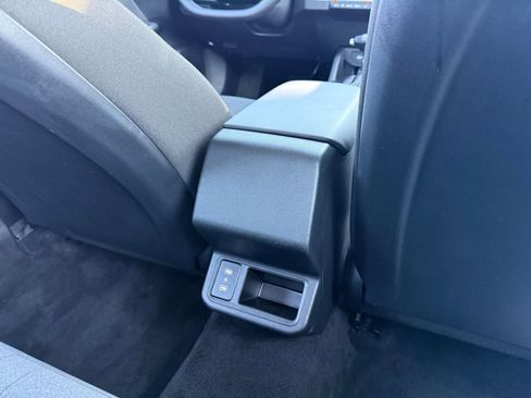 Used 2025 Kia K4 LXS image 23