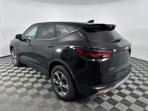 Used 2025 Chevrolet Blazer LT FWD image 15